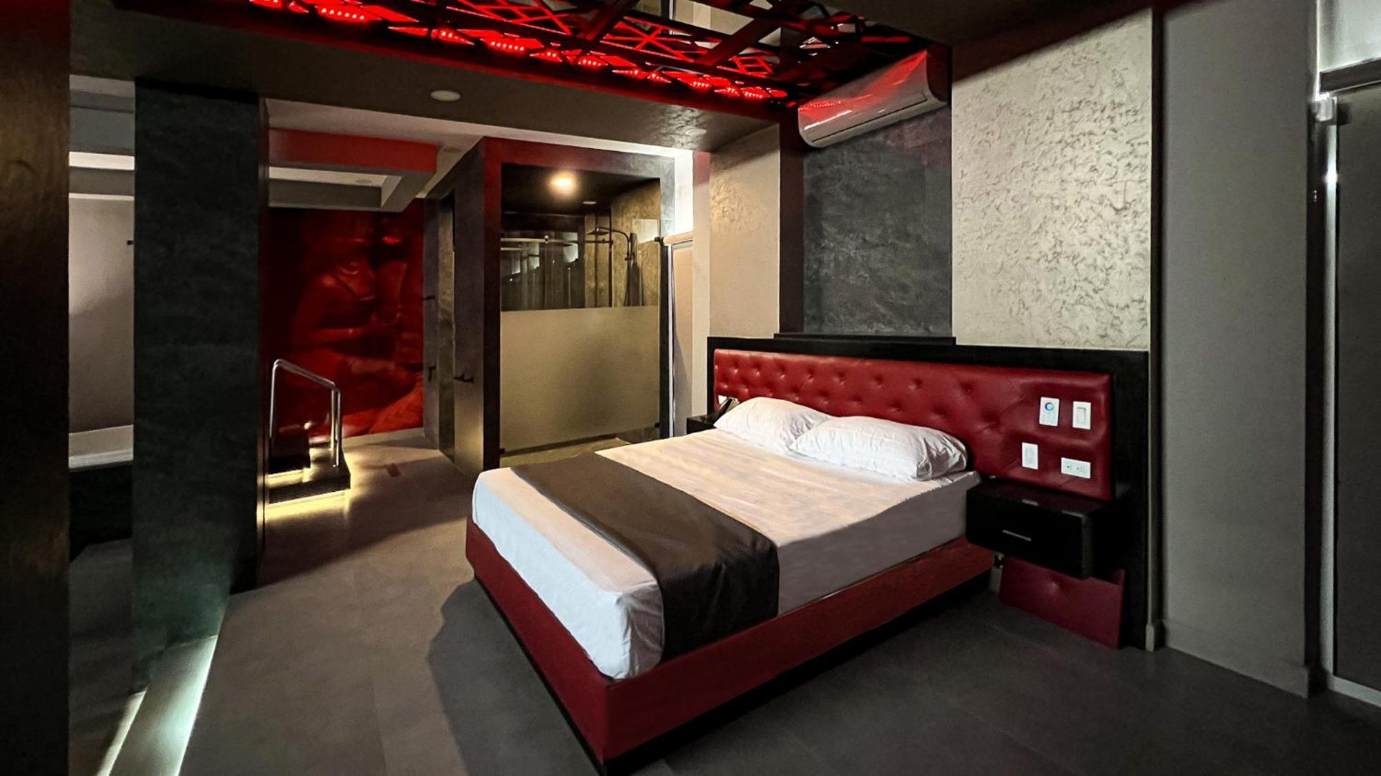 אנסנאדה Motel Boutique Qatro מראה חיצוני תמונה