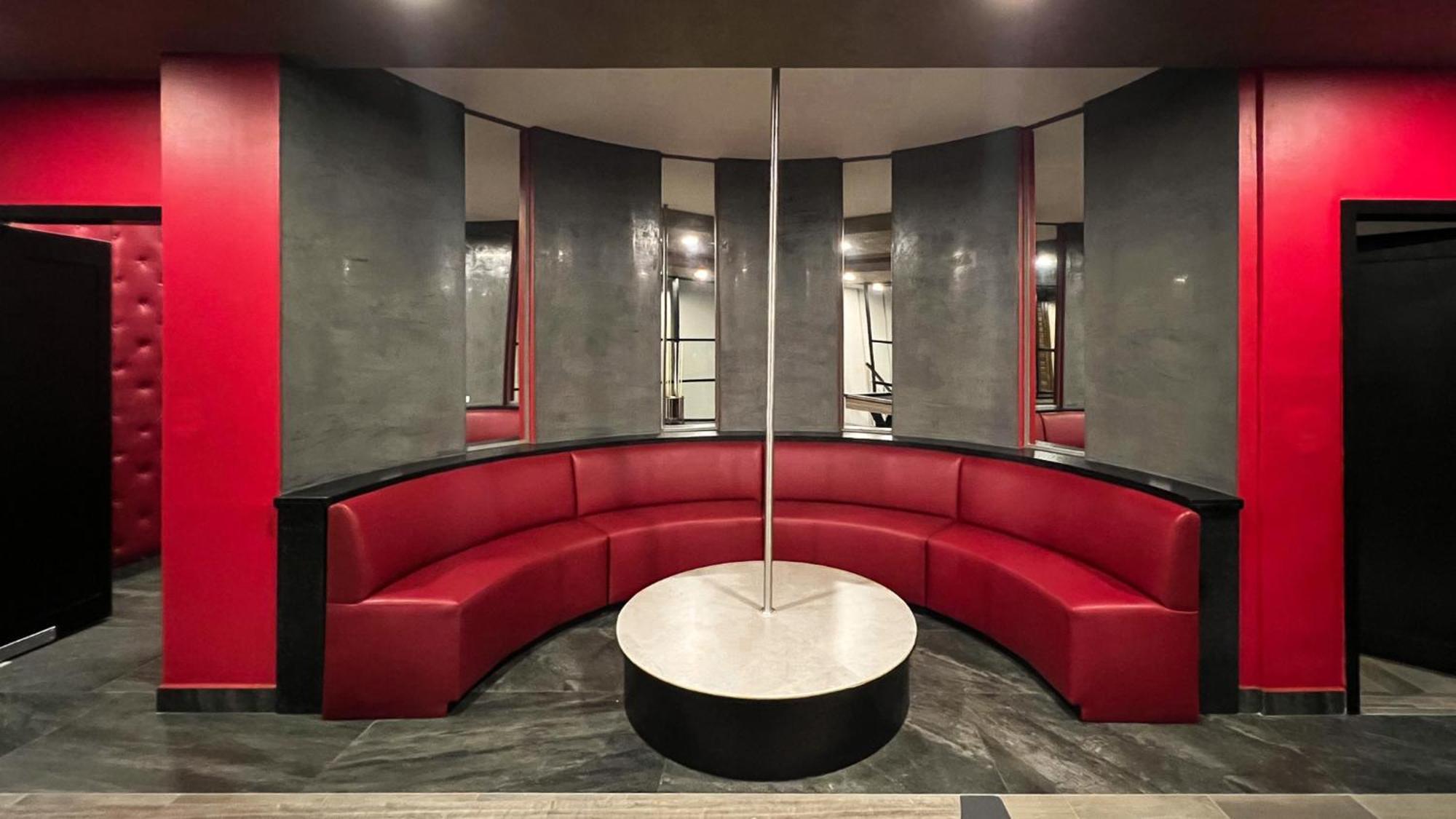 אנסנאדה Motel Boutique Qatro מראה חיצוני תמונה